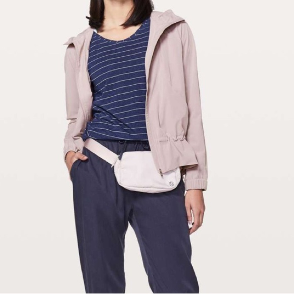 Lululemon Pack It Up Jacket size 4